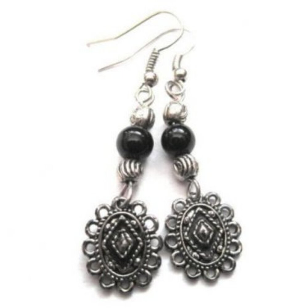 Metal Cameo Victorian Look Dangle Earrings